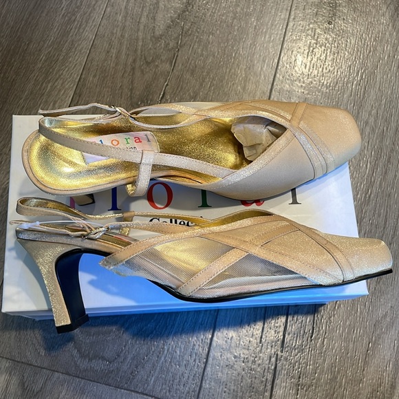 Kitten heels - Picture 4 of 4